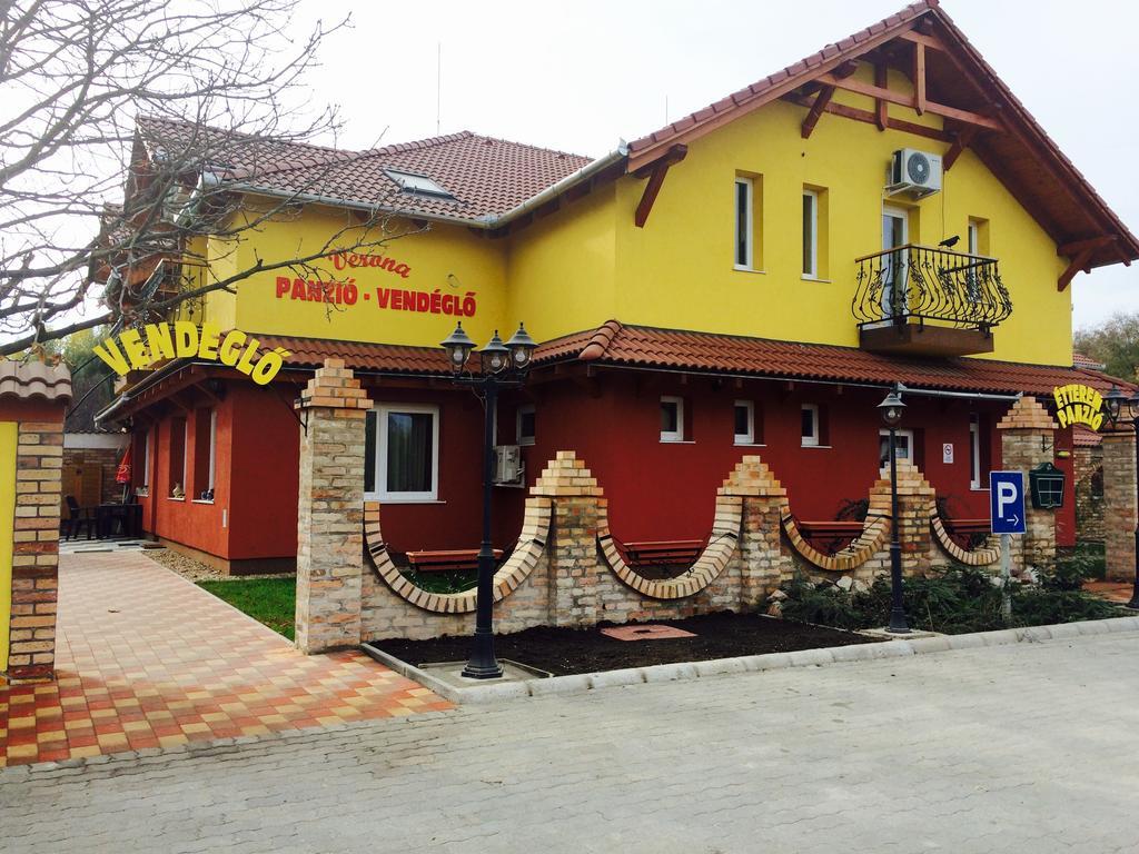 Verona Panzió Dobrokoz Exterior foto